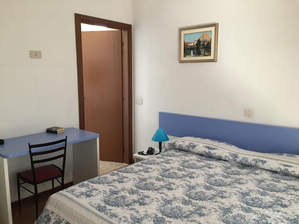 Hotel Halifax Lido di Jesolo Quarto foto